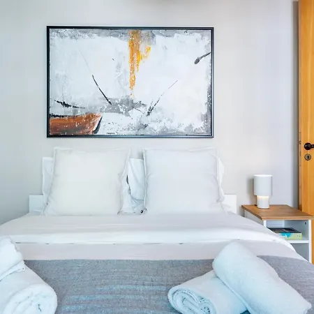 Appartamento Calina - 3br W Pool & Balcony In Mackenzie Larnaca