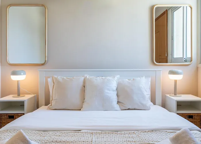 Апартаменты Calina - 3br W Pool & Balcony In Mackenzie Ларнака