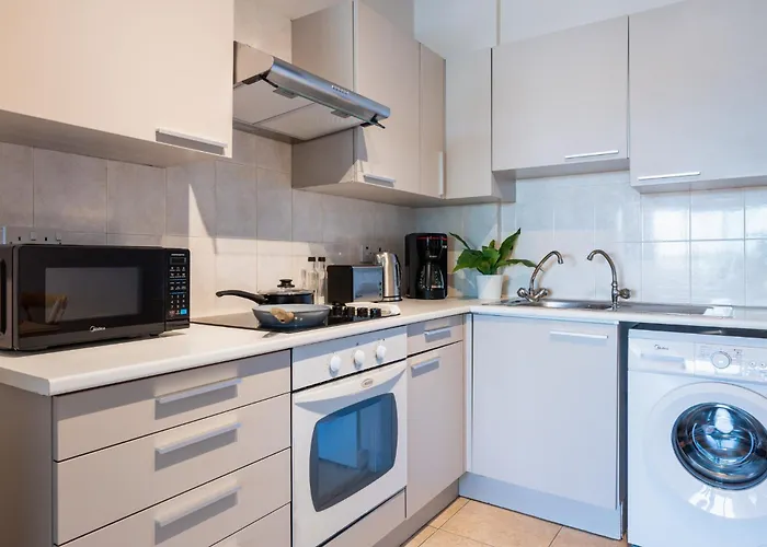 Calina - 3br W Pool & Balcony In Mackenzie Апартаменты